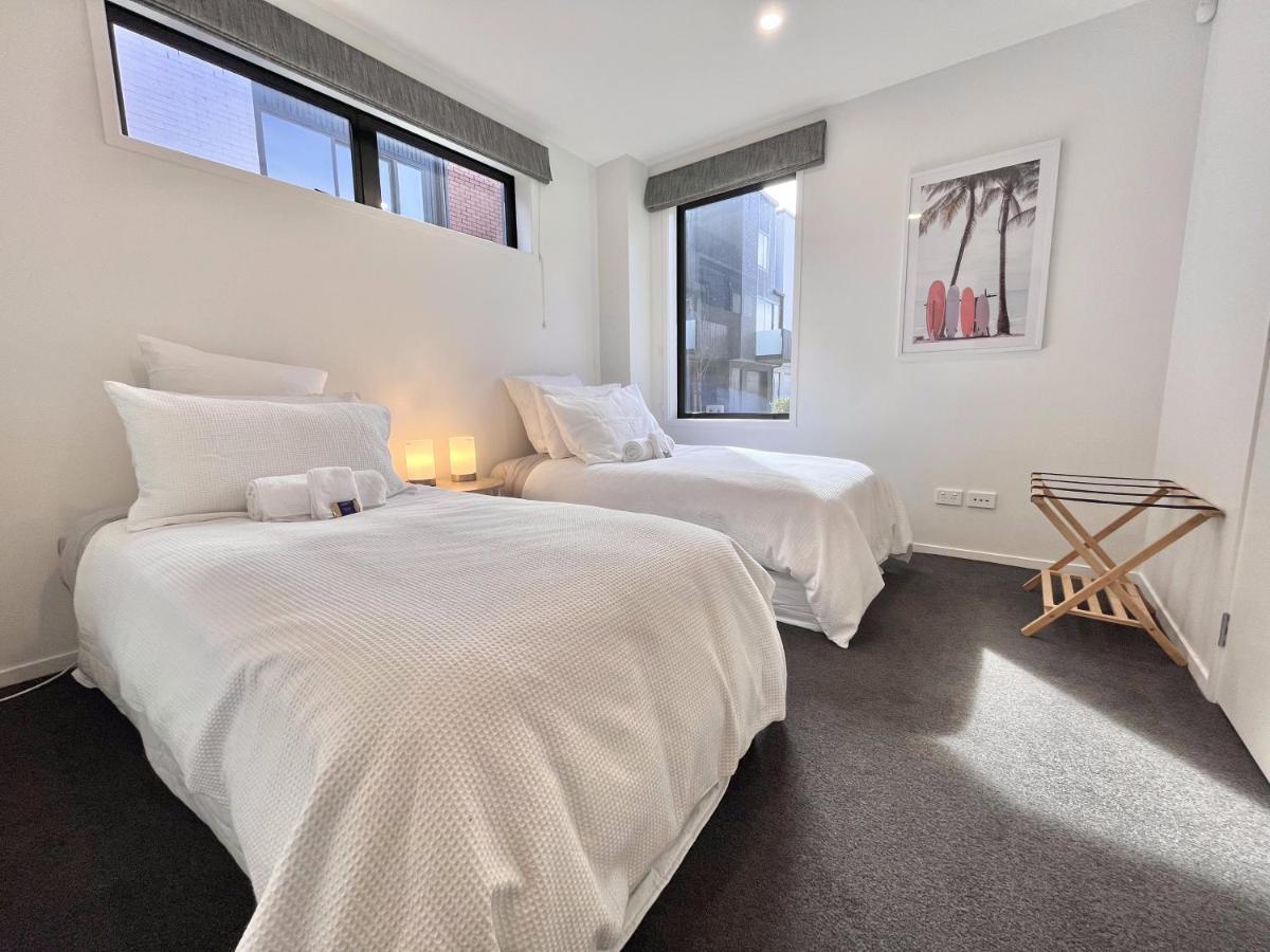 Modern & Central City - By Kosh Bnb Hamilton Exterior photo